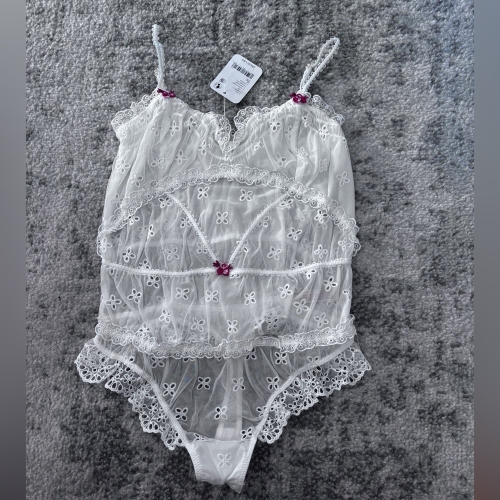 RARE NWT Free People Intimately Eyelet Lace Sheer White with Pink Bows Size: XS